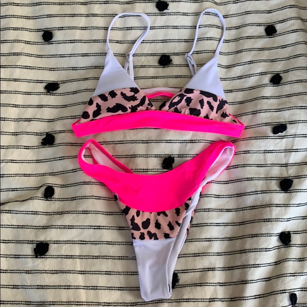 Shein Bikini. Size M.